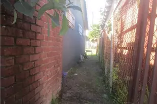 1521 S Cloverdale, Los Angeles, CA 90019 - Photo 5