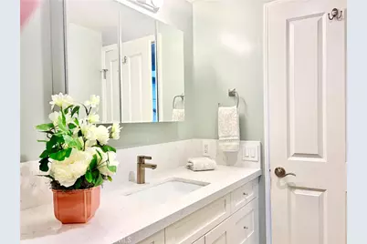 13360 Del Monte Drive #M15-2C, Seal Beach, CA 90740 - Photo 17