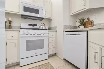 2405 Crescent Oak, Irvine, CA 92618 - Photo 27
