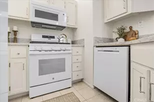 2405 Crescent Oak, Irvine, CA 92618 - Photo 27