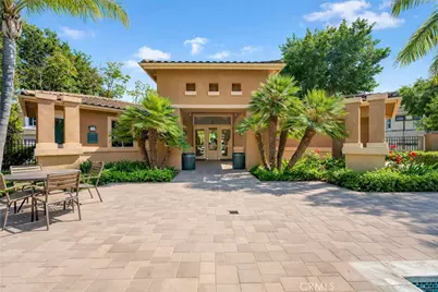 2405 Crescent Oak, Irvine, CA 92618 - Photo 5