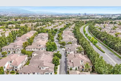 2405 Crescent Oak, Irvine, CA 92618 - Photo 57