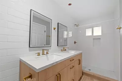 315 N Normandie, Los Angeles, CA 90004 - Photo 29