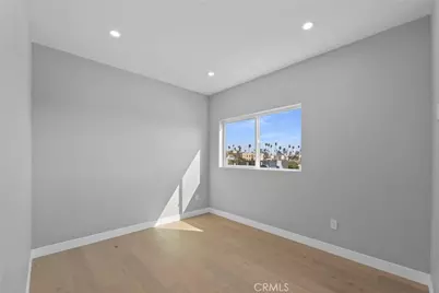 315 N Normandie, Los Angeles, CA 90004 - Photo 15