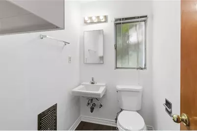 1421 Silver Lake Boulevard, Los Angeles, CA 90026 - Photo 17