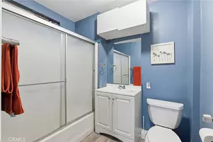 907 E 109th Pl, Los Angeles, CA 90059 - Photo 27