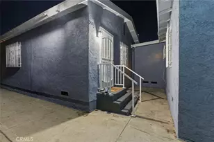 907 E 109th Pl, Los Angeles, CA 90059 - Photo 19