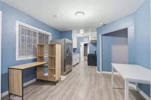 907 E 109th Pl, Los Angeles, CA 90059 - Photo 23