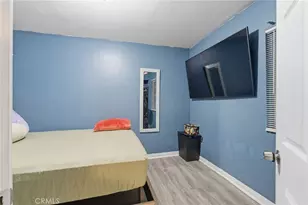 907 E 109th Pl, Los Angeles, CA 90059 - Photo 25