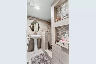 203 N Mesa, San Pedro, CA 90731 - Photo 5