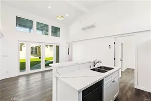 552 N Cambridge St, Orange, CA 92867 - Photo 3