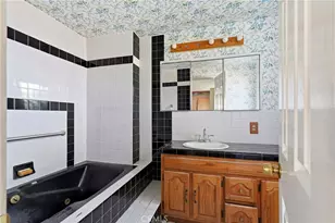 9854 Canby Ave, Northridge, CA 91325 - Photo 25