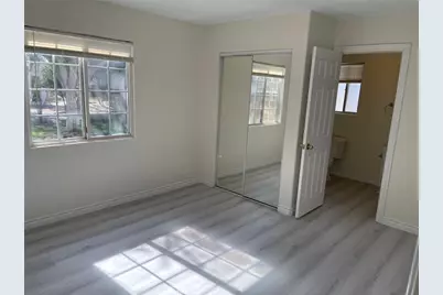 2106 W 9th Street, Santa Ana, CA 92703 - Photo 11