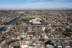 22042 Catalina Cir, Huntington Beach, CA 92646 - Photo 7