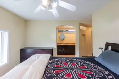 22042 Catalina Circle, Huntington Beach, CA 92646 - Photo 39