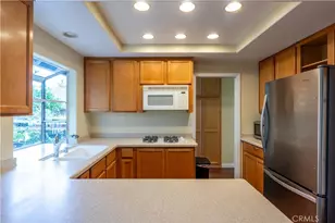 22042 Catalina Cir, Huntington Beach, CA 92646 - Photo 21