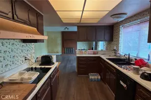 17392 Lido Ln, Huntington Beach, CA 92647 - Photo 5