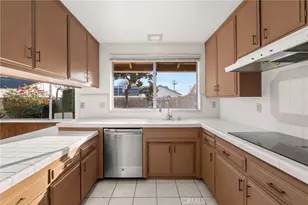 871 S Fairmont Way, Orange, CA 92869 - Photo 11