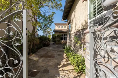 2833 Muir Trail Drive, Fullerton, CA 92833 - Photo 3