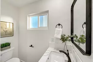 17452 Jefferson, Huntington Beach, CA 92647 - Photo 21