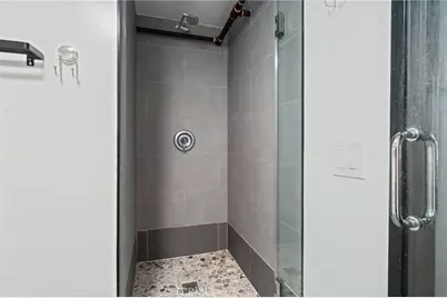 834 E 4th Street #H, Long Beach, CA 90802 - Photo 15