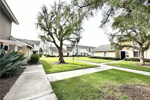 200 Carriage, Santa Ana, CA 92707 - Photo 5