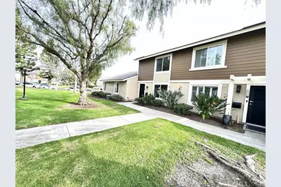 200 Carriage #B, Santa Ana, CA 92707 - Photo 3
