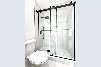 200 Carriage #B, Santa Ana, CA 92707 - Photo 37