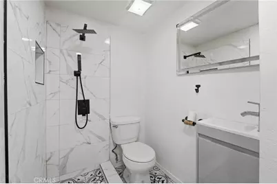 2915 E 60th Pl #A, Huntington Park, CA 90255 - Photo 21