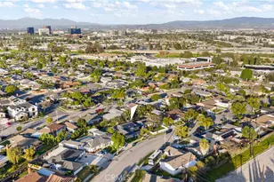 832 Presidio, Costa Mesa, CA 92626 - Photo 31