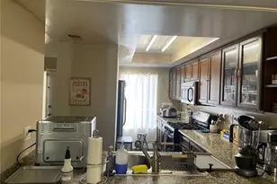 404 Brighton Springs, Costa Mesa, CA 92627 - Photo 5