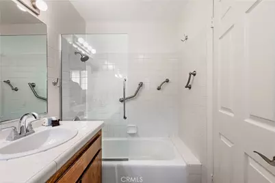 4425 E 5th #A, Long Beach, CA 90814 - Photo 27