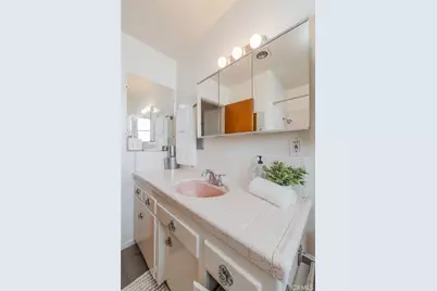 1241 S Walnut, Anaheim, CA 92802 - Photo 27