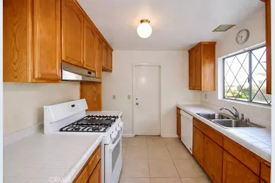 9172 Chelsea Cir, Westminster, CA 92683 - Photo 5