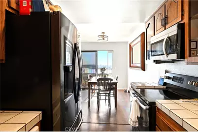 2123 Temple, Signal Hill, CA 90755 - Photo 7