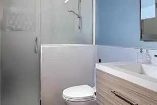 1301 Outrigger Dr, Corona del Mar, CA 92625 - Photo 33