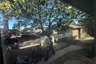 221 S Howard St, Corona, CA 92879 - Photo 7