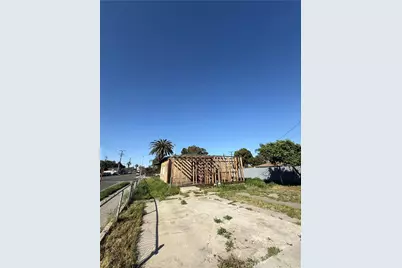 221 S Howard Street, Corona, CA 92879 - Photo 17