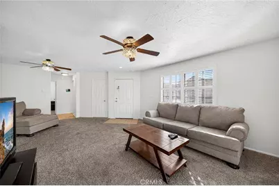 11620 Locust, Apple Valley, CA 92308 - Photo 9