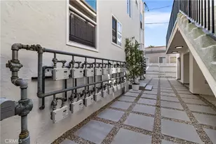 1827 E 4th St, Long Beach, CA 90802 - Photo 9