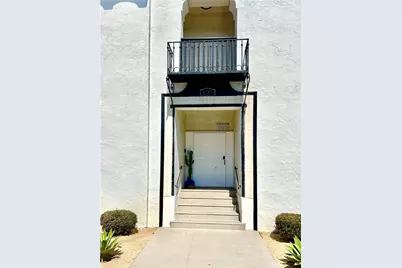 1827 E 4th Street, Long Beach, CA 90802 - Photo 3