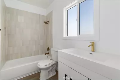 1827 E 4th Street, Long Beach, CA 90802 - Photo 31