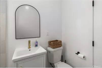 1827 E 4th Street, Long Beach, CA 90802 - Photo 37