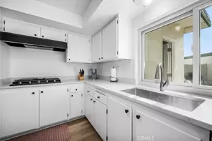 20326 Gardenia Dr, Huntington Beach, CA 92646 - Photo 9