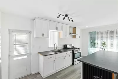 1900 Artesia Blvd #4, Torrance, CA 90504 - Photo 3