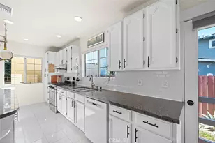 337 Temple Ave, Long Beach, CA 90814 - Photo 17