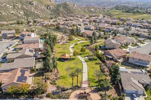 27212 Golden Field Ct, Moreno Valley, CA 92555 - Photo 67