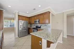 27212 Golden Field Ct, Moreno Valley, CA 92555 - Photo 23