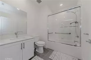 5000 Clementine Ln, Cypress, CA 90630 - Photo 21