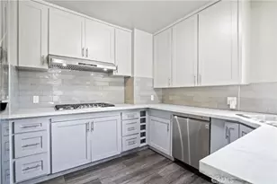 614 W 90th St, Los Angeles, CA 90044 - Photo 5